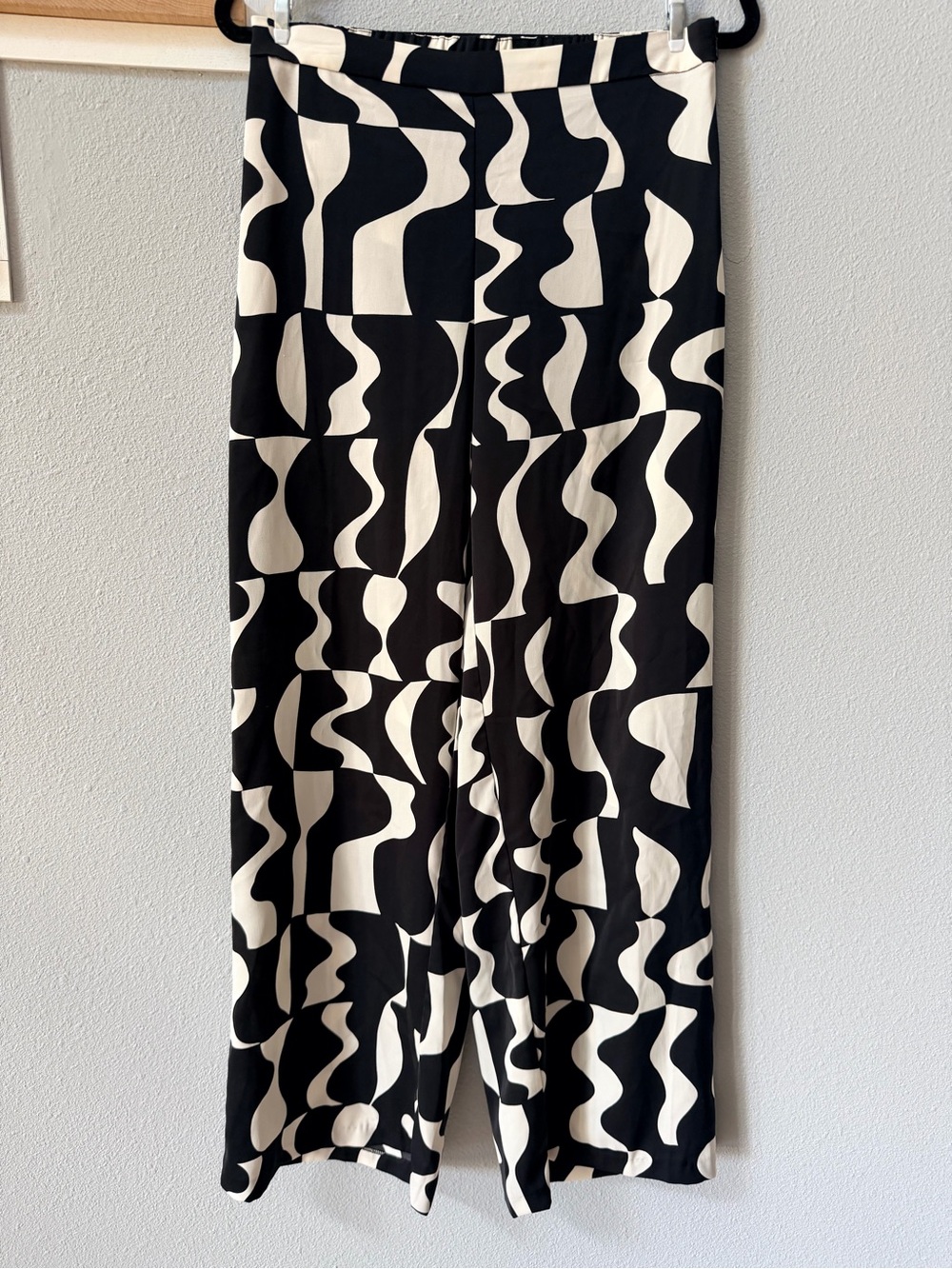Lucy Paris Black Cream Rue Geometric Abstract Wide Leg Statement Pants NWT M